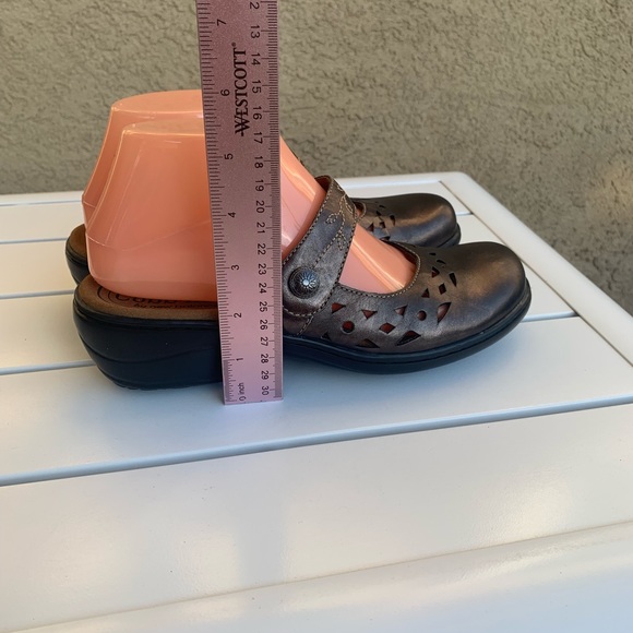 Cobb Hill by new balance clog mules brown metallic shoes size 7W - Picture 6 of 16